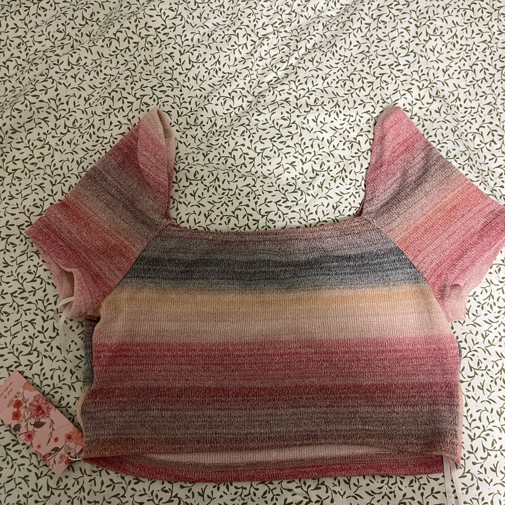 Pastel crop top
